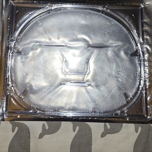 1 X Predire Paris Facial Mask NEW